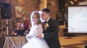 Трогательный танец невесты с отцом. Красивый танец молодых. Шикарная свадьба