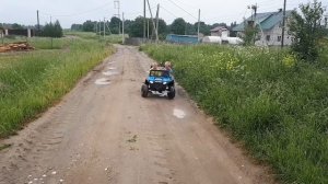 Тест драйв электромобиля Peg Perego