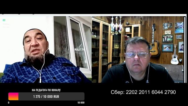 Его сестра знает 11 языков.
