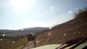 ВАЗ 2121 Нива в лесу на цепях