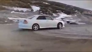 Первый опыт дрифта  на марк 2 gx110