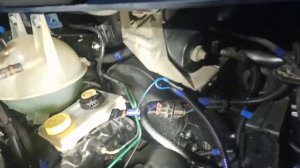 Плавают обороты при нажатии на педаль тормоза, на Форд Транзит. Подсос воздуха через вакуум.