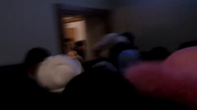 Донецкий вокзал, единственный вход/выход смотреть онлайн