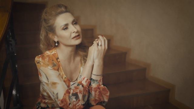 Наталья Манулик - "На крылечке твоем" смотреть онлайн