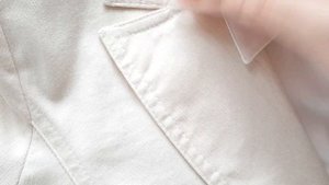 Как быстро очистить одежду, даже если нет ролика для чистки. Как убрать шерсть с одежды или мебели