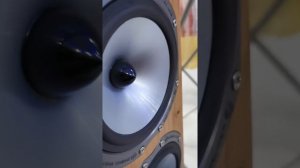 Фоновый шум усилителя Denon PMA-720