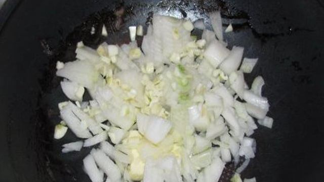 Вкусные блинчики с грибами и сыром