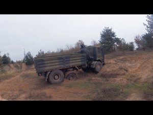 Эти парни умеют ездить | Грузовики URAL, IVECO, OSHKOSH, MAN с колесным приводом 6x6 на бездорожье