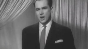 «В день рождения», стихи Владимира Харитонова, музыка Анатолия Новикова, поёт Георг Отс