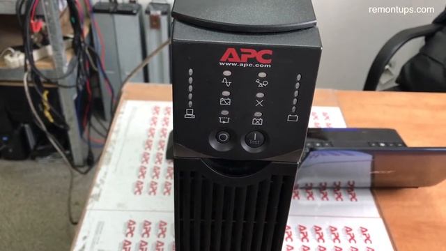 Если воткнуть стандартный COM кабель в APC. Глупые ответы на глупые вопросы смотреть онлайн