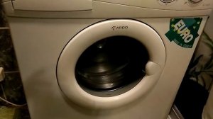 Ardo A833 Презентация работоспособности стиральной машины (отжим)