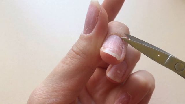 маникюр ГЕЛЬ-ЛАКОМ самой себе в домашних условиях / Наращивание / Антуняшка смотреть онлайн