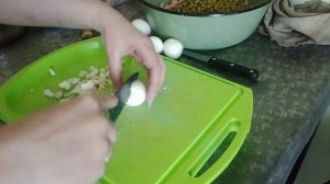 Беларусь | Салат Оливье | Готовлю для мужа