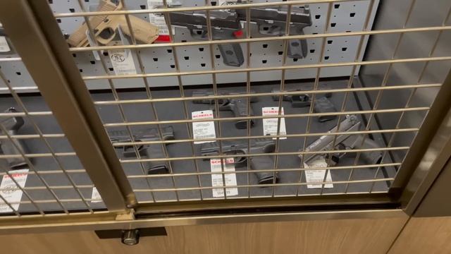 В США штурмовую винтовку купить легче чем булку хлеба?! Проверяем опытным путем. смотреть онлайн