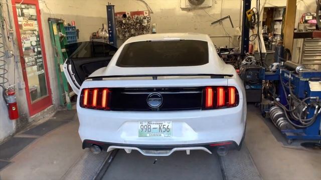 2018 Ford Mustang GT 5.0L COYOTE V8 Dual Exhaust w/ FLOWMASTER 40 SERIES! смотреть онлайн