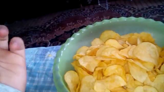 3 СРЕДНИИ ПАЧКИ ЧИПСОВ смотреть онлайн