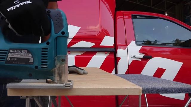4329 Makita Jig Saw