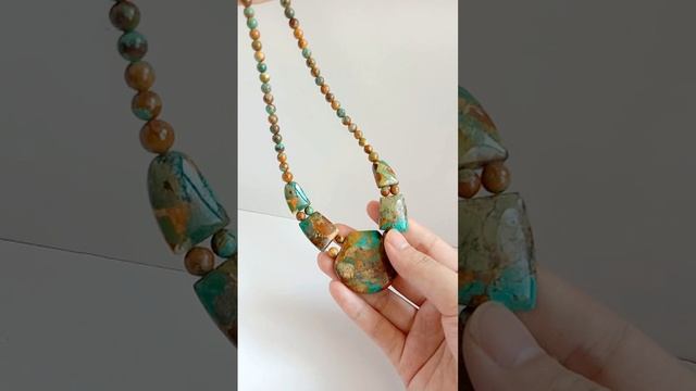 Natural turquoise roundle beads with free-shape pendant beautiful handmade necklace 20231016-10-08