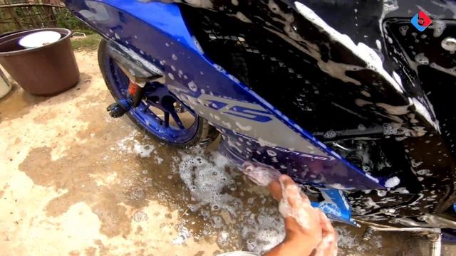 How to Wash Motorcycle|| Bike Sil dan смотреть онлайн