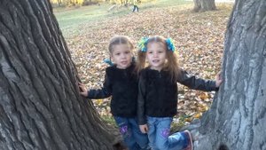 Ходит осень по дорожке