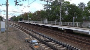 Летит Высокоскоростной поезд