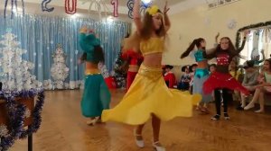 Восточный танец - школьный Новый год 2018