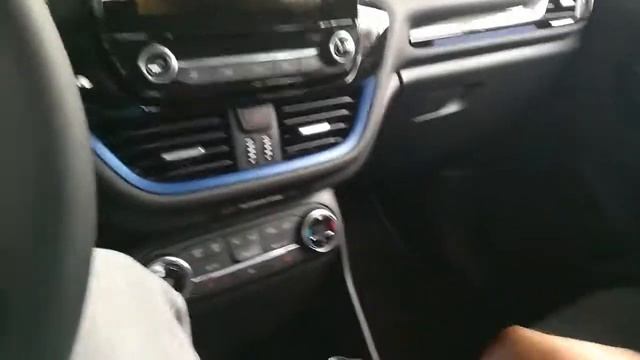 Ford Fiesta 2018 - wnętrze