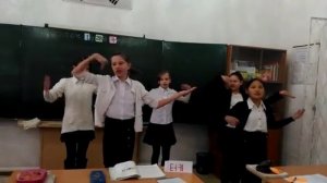 Корейский язык танец под песню "Пороро"-#1