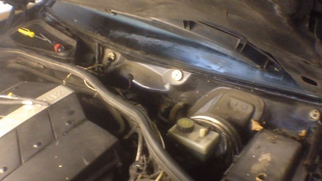 Снимаем блок клапанов печки на мерседес w220 s320 смотреть онлайн