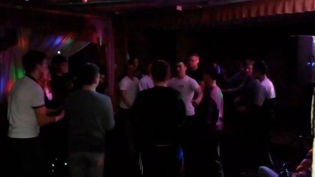 Я хочу на дискотеку (2023) смотреть онлайн