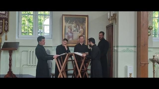 Великое славословие. Сла́ва в вы́шних Бо́гу, и на земли́ мир, в челове́цех благоволе́ние.