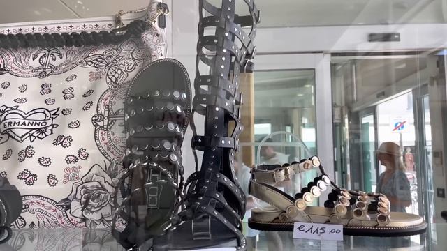 Киталия! Обзор модной итальянской обуви китайского производства