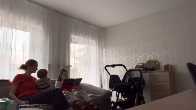 Субботний влог/ приготовила «гнезда»из спагетти и фарша/ Королевская ватрушка/ Время с детьми??♀️ смотреть онлайн