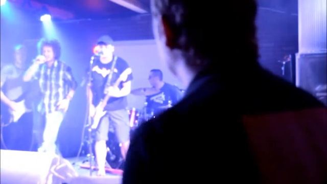 Три Палки - Достаточно! смотреть онлайн