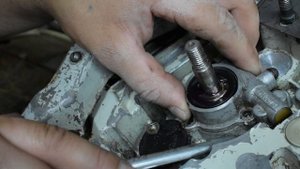 Бензопила "Тайга" ремонтируем сцепление.(Часть 2).