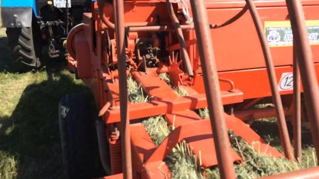 Тюковой пресс подборщик Sipma Z-224/1 смотреть онлайн