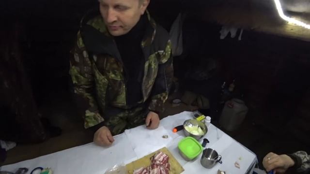 Ночь в избе. Ночная рыбалка на озере. смотреть онлайн