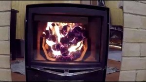 Топливные брикеты подходят для топки печи и бани