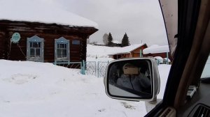 Полузаброшенные деревни в глубинки Сибири.