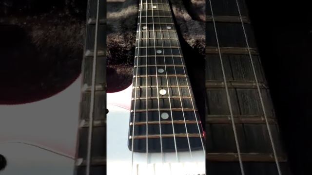 DERULO STRAT Shell Pink high light смотреть онлайн