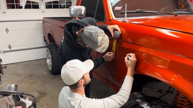 The F-150 Finally Gets Some Custom Billet Fender Badges! смотреть онлайн