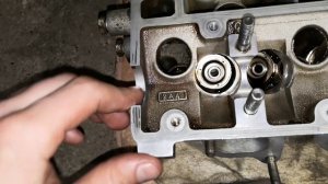 Opel astra f c20xe замена маслосъемных колпачков.