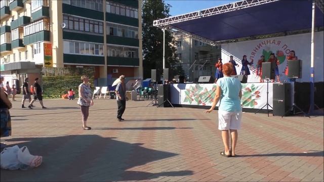 Друзья, собираемся вместе. Танцуем барыню! смотреть онлайн