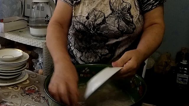 Влог. ПОЮ ПЕСНЮ и МОЮ ПОСУДУ ПОСЛЕ ДНЯ РОЖДЕНИЯ! смотреть онлайн