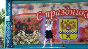 Даниэла Устинова Отличница 01.09.11.mpg