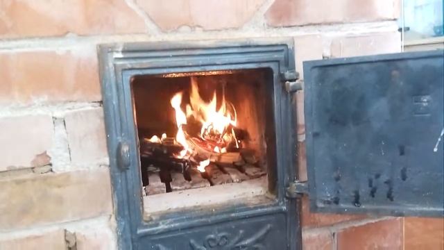 Печь из кирпича, первая топка. смотреть онлайн