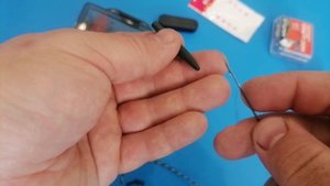 Как связать Волосяной монтаж "безопасная клипса" на карпа