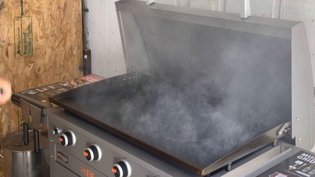 How to season your new blackstone griddle - A better way to season griddle смотреть онлайн