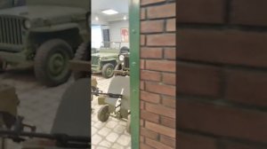 музей военных машин. и военной техники СССР  ретро-машин  СССР пожалуйста, поставь лайк.