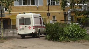 Опасные препятствия. Кому и почему мешают машины во дворах